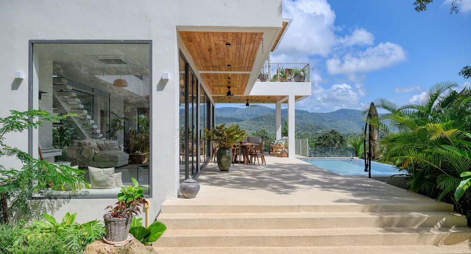For sale 5 bedrooms villa in Ko Pha-ngan, Surat Thani