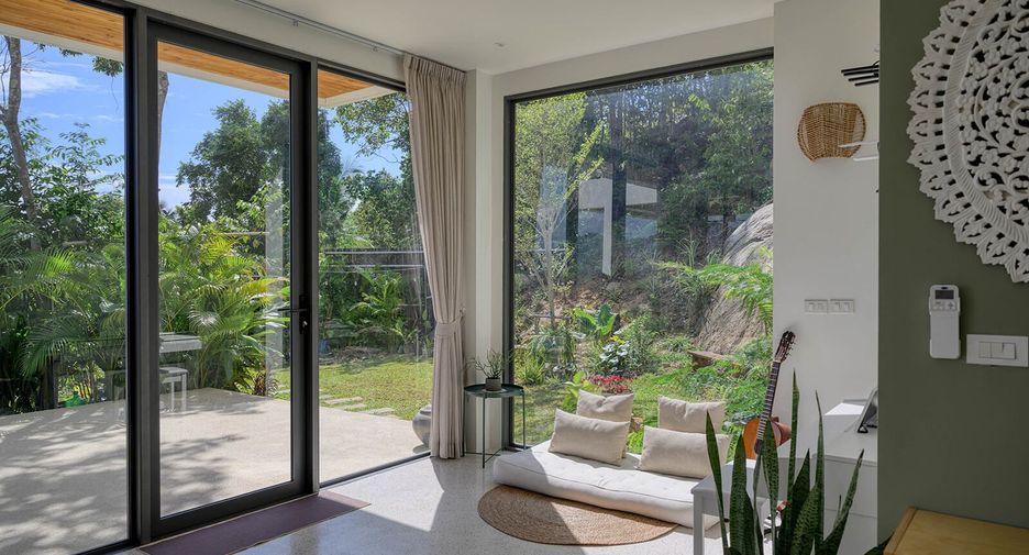 For sale 5 bedrooms villa in Ko Pha-ngan, Surat Thani