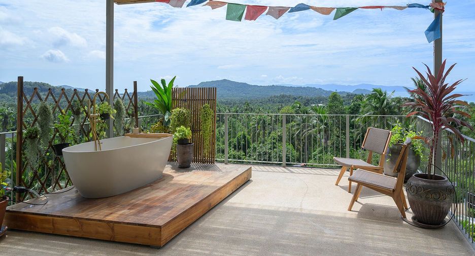 For sale 5 bedrooms villa in Ko Pha-ngan, Surat Thani