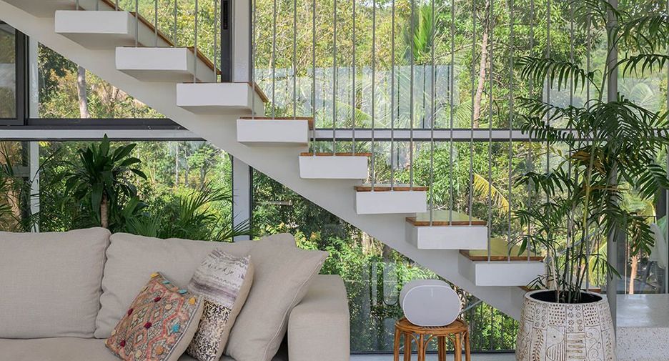 For sale 5 bedrooms villa in Ko Pha-ngan, Surat Thani