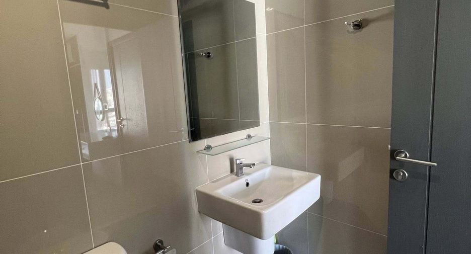 For rent 1 bed condo in Huai Khwang, Bangkok