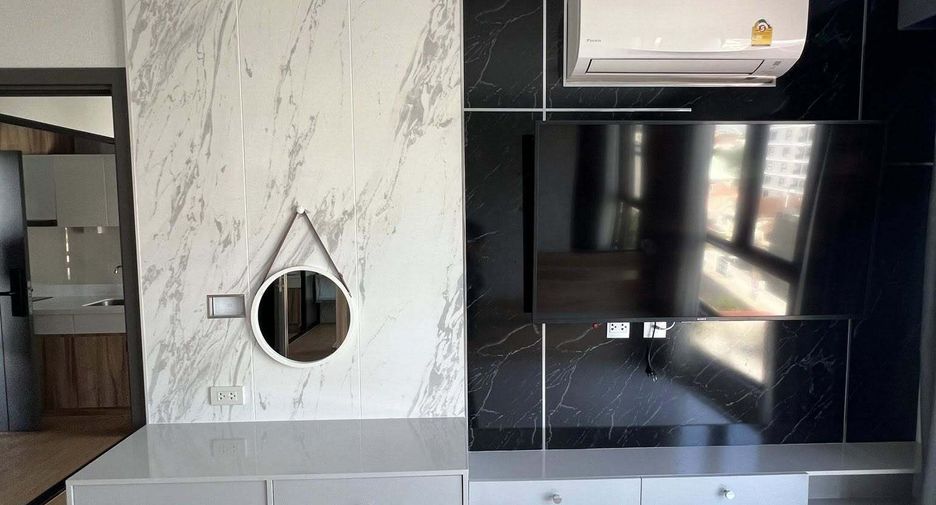 For rent 1 bed condo in Huai Khwang, Bangkok