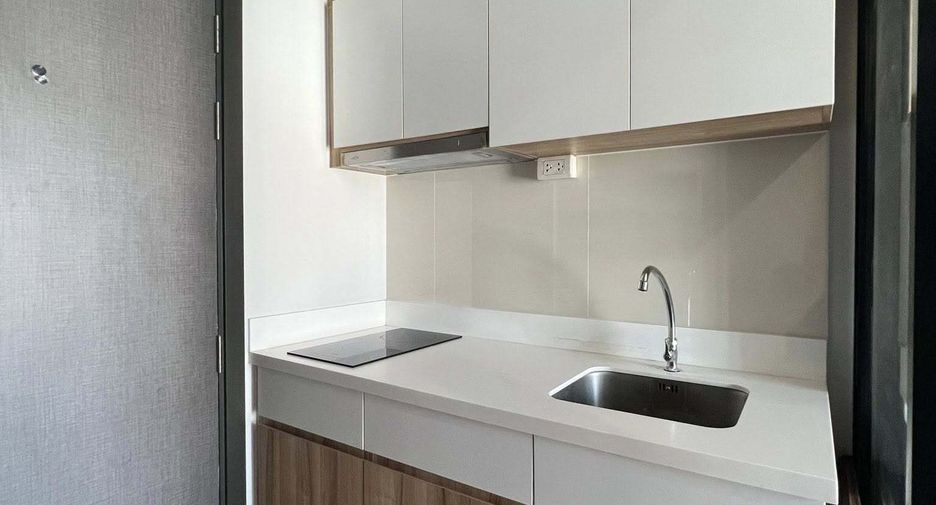 For rent 1 bed condo in Huai Khwang, Bangkok
