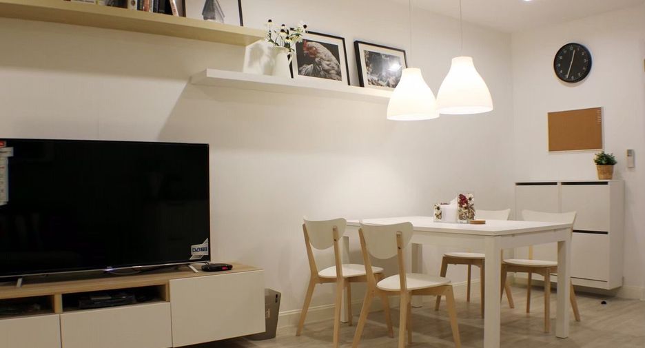 For rent 2 bedrooms condo in Khlong Toei, Bangkok