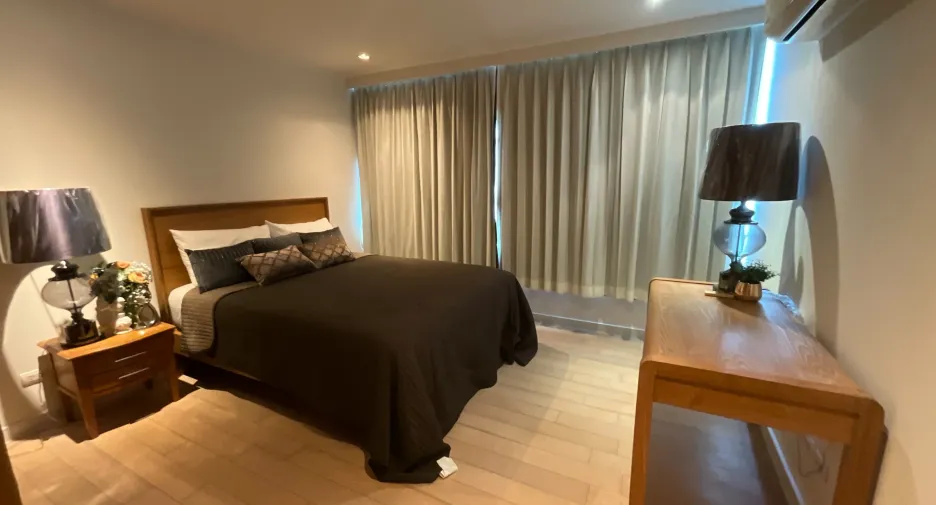 For rent 2 bedrooms condo in Watthana, Bangkok
