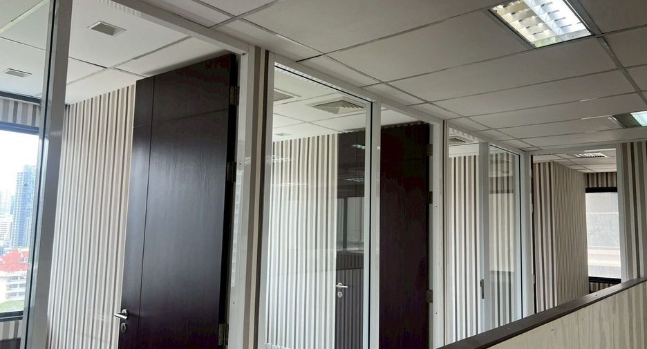 Oficina en alquiler en Watthana, Bangkok