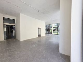 Аренда торговое помещение в Щаттхана, Бангкок