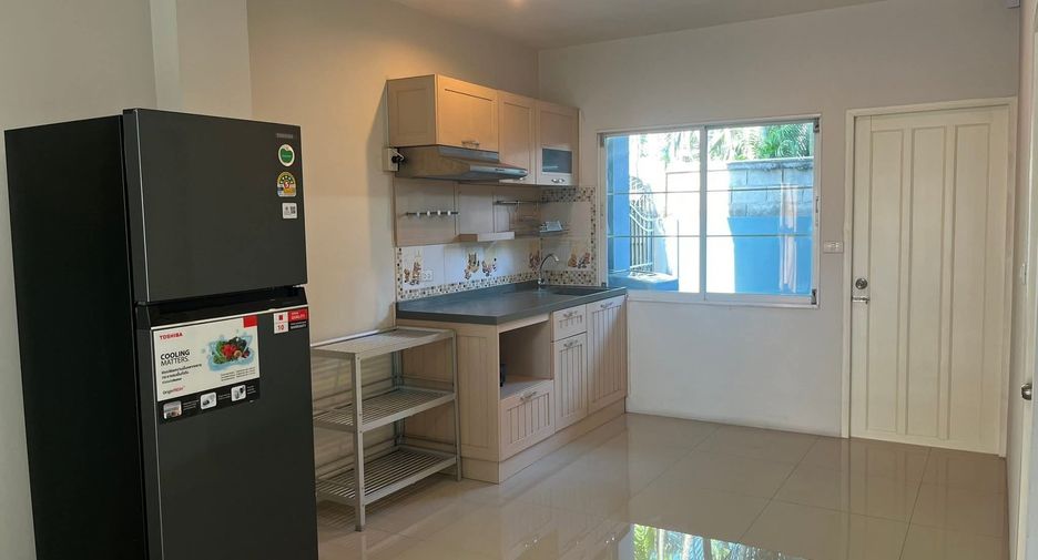 Reihenhaus zur Miete mit 3 Zimmer in Mueang Chiang Mai, Chiang Mai