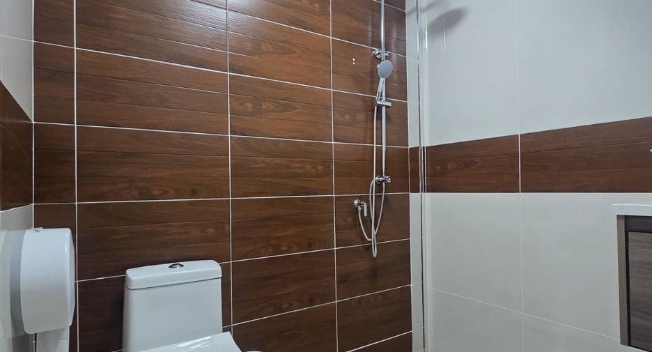 For sale 3 ベッドルーム house in Bang Lamung, Chonburi
