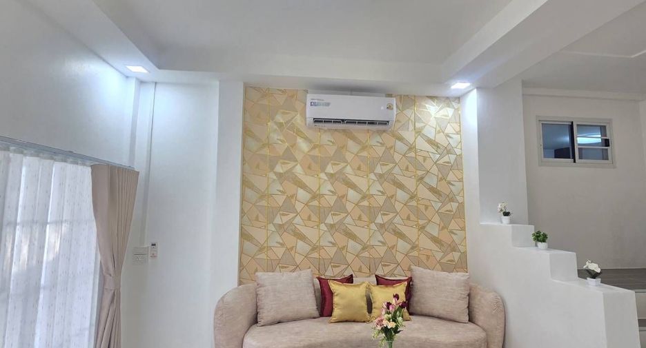 For sale 3 ベッドルーム house in Bang Lamung, Chonburi