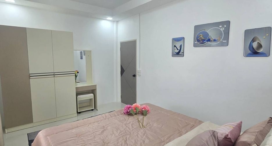 For sale 3 ベッドルーム house in Bang Lamung, Chonburi