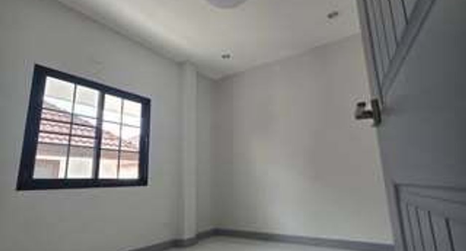 For sale 4 bedrooms house in San Sai, Chiang Mai