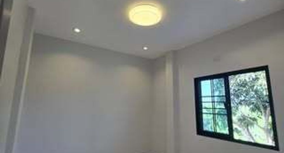 For sale 4 bedrooms house in San Sai, Chiang Mai