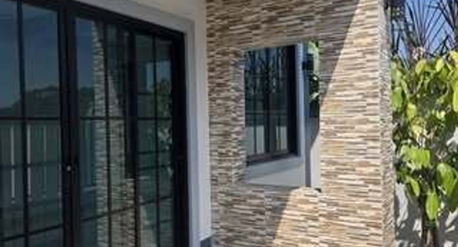 For sale 4 bedrooms house in San Sai, Chiang Mai