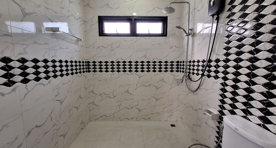 For rent 3 bedrooms villa in Hua Hin, Prachuap Khiri Khan