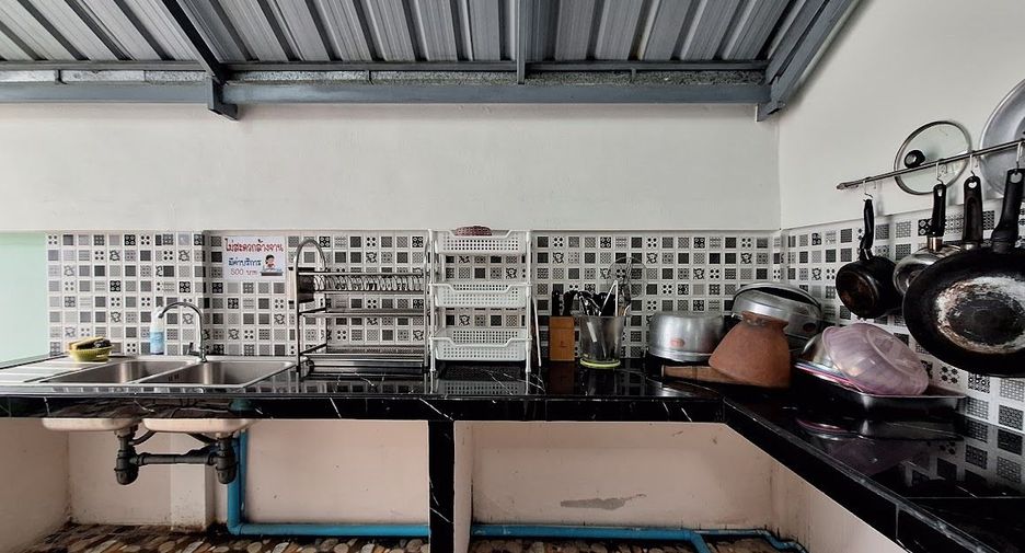 For rent 3 bedrooms villa in Hua Hin, Prachuap Khiri Khan