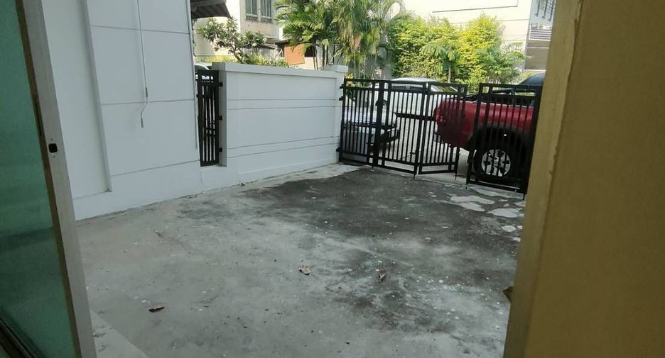 出售 3 卧室 独立屋 在 Suan Luang, 曼谷