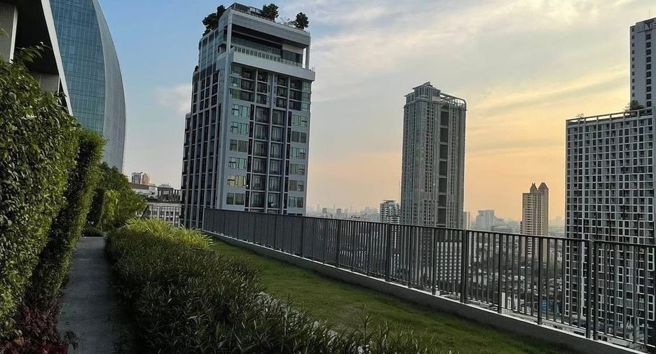 For rent 1 bed condo in Phaya Thai, Bangkok