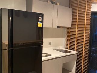 Продажа 1 кровать кондо в Хуаи Кхщанг, Бангкок