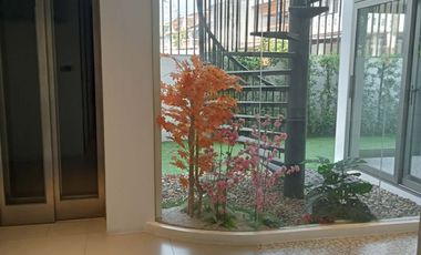 For sale 3 bedrooms townhouse in Chatuchak, Bangkok