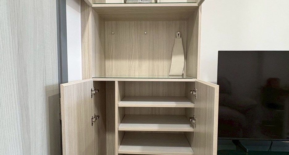 For rent 1 bed condo in Mueang Samut Prakan, Samut Prakan