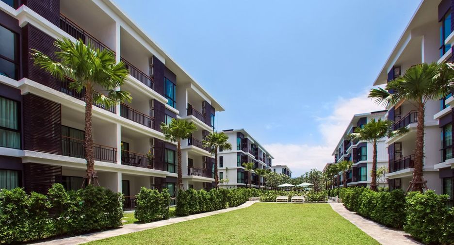 For rent 2 bedrooms condo in Mueang Phuket, Phuket