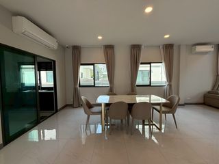 出租 4 卧室 独立屋 在 Bang Phli, Samut Prakan