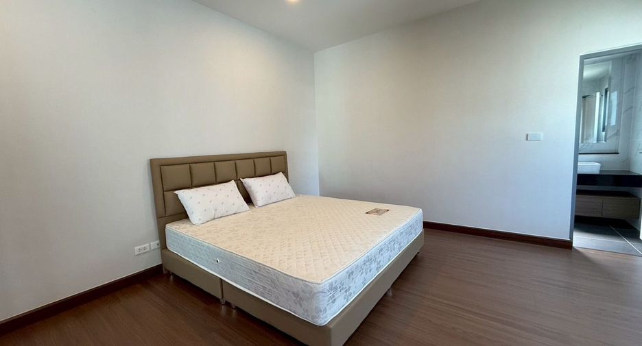 Haus zur Miete mit 4 Zimmer in Bang Phli, Samut Prakan