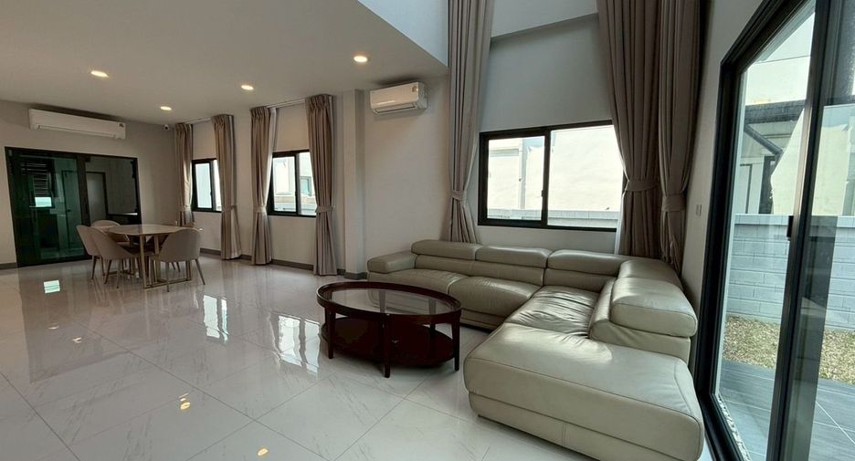 Haus zur Miete mit 4 Zimmer in Bang Phli, Samut Prakan