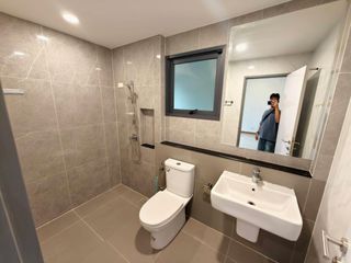 Casa en venta y en alquiler de 4 habitaciones en Prawet, Bangkok