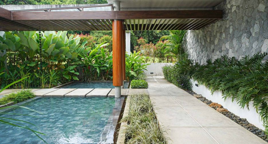 For sale 5 bedrooms villa in Bang Saray, Pattaya