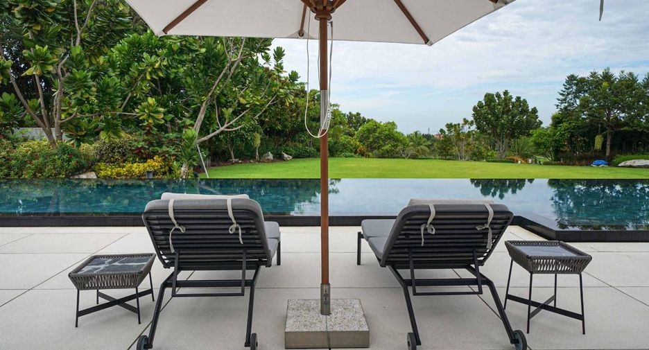 For sale 5 bedrooms villa in Bang Saray, Pattaya
