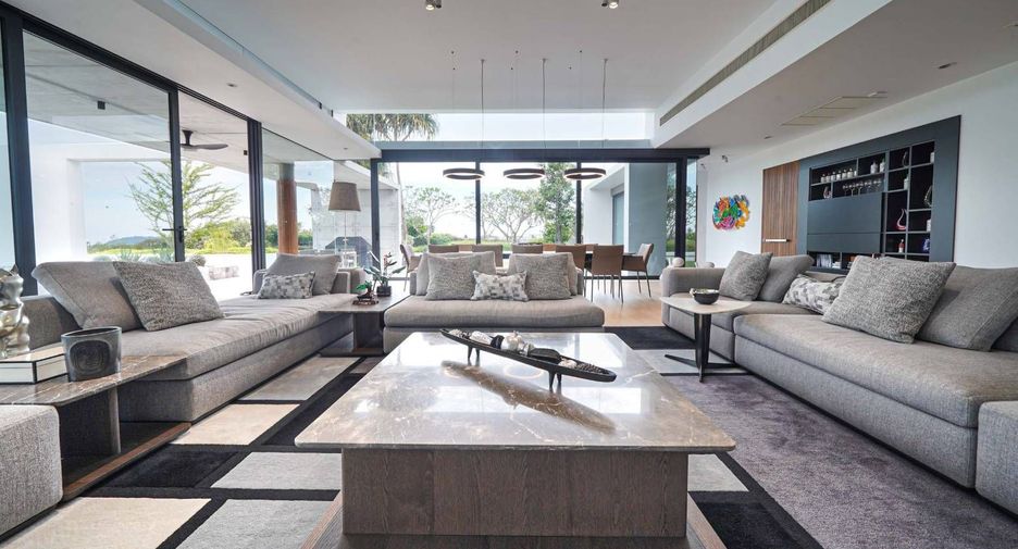 Villa en venta de 5 habitaciones en Sattahip, Chonburi