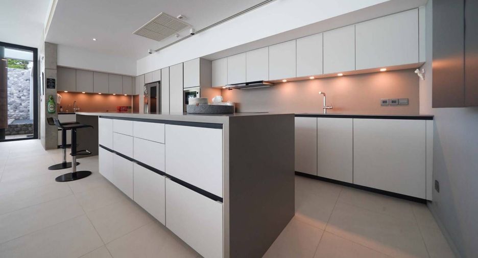 Villa en venta de 5 habitaciones en Sattahip, Chonburi
