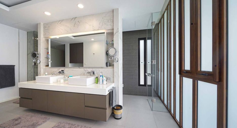 For sale 5 bedrooms villa in Bang Saray, Pattaya