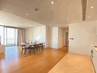 For rent 3 bedrooms condo in Khlong San, Bangkok