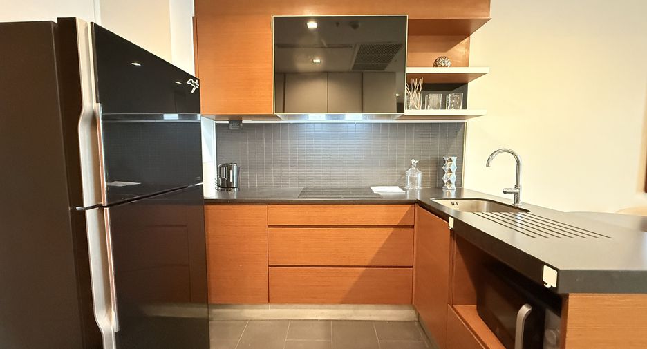 Wohnung zur Miete mit 2 Zimmer in Khlong Toei, Bangkok