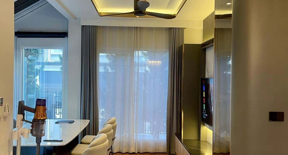 Haus zum Kauf mit 7 Zimmer in Mueang Chiang Mai, Chiang Mai