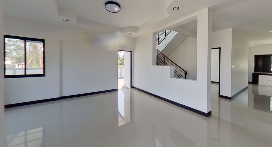 Casa en venta de 4 habitaciones en San Pa Tong, Chiang Mai