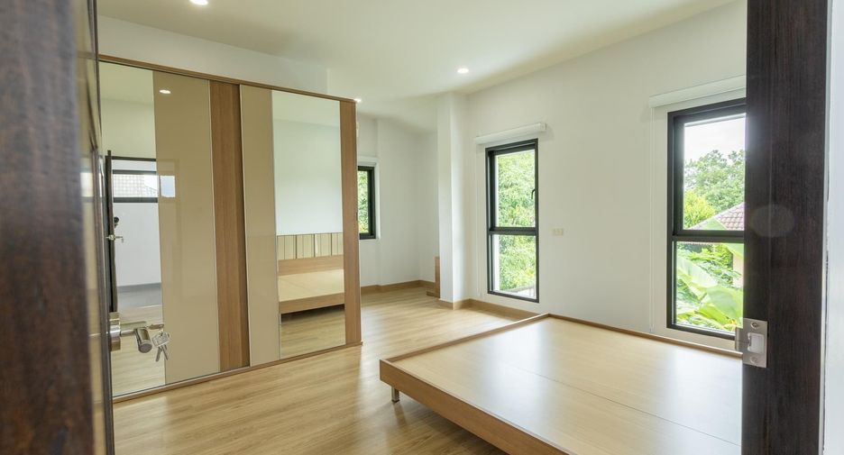 Продажа 7 спальни дом в Mueang Chiang Mai, Чианг Маи