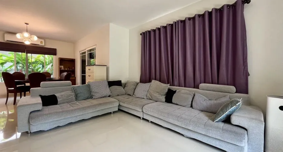 Casa en venta de 4 habitaciones en San Kamphaeng, Chiang Mai