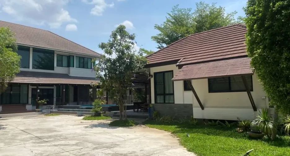 Продажа 5 спальни вилла в Сан Кампаенг, Чианг Маи