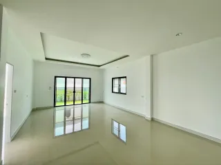 出售 4 卧室 独立屋 在 San Sai, Chiang Mai