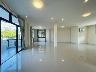 For sale 6 bedrooms townhouse in Hang Dong, Chiang Mai