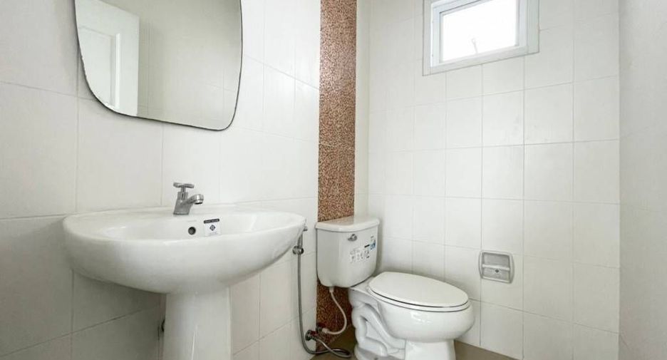For sale 3 bedrooms house in San Kamphaeng, Chiang Mai