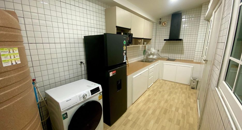 For rent 3 bedrooms house in Mueang Chiang Mai, Chiang Mai