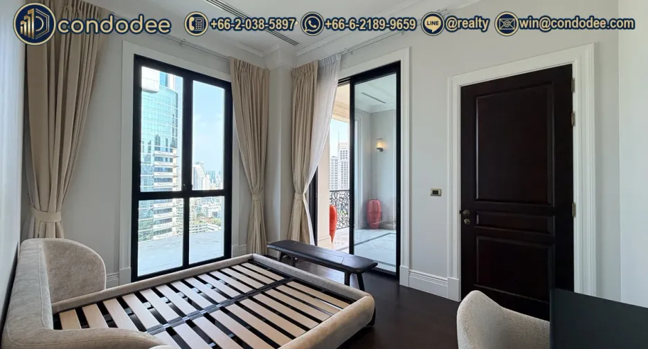 For sale 2 bedrooms condo in Pathum Wan, Bangkok
