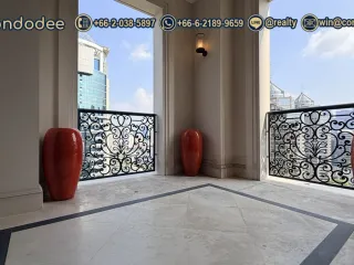 For sale 2 bedrooms condo in Pathum Wan, Bangkok