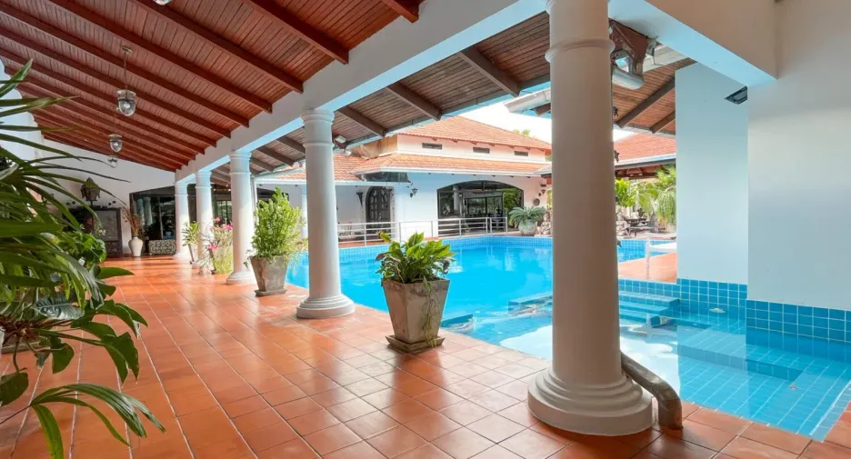 For sale 6 bedrooms house in Bang Lamung, Chonburi