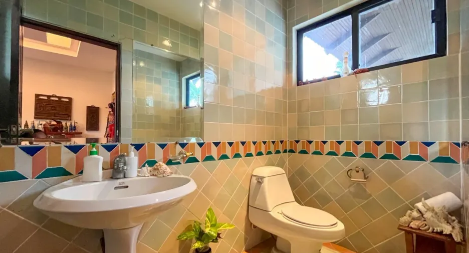 For sale 6 bedrooms house in Bang Lamung, Chonburi